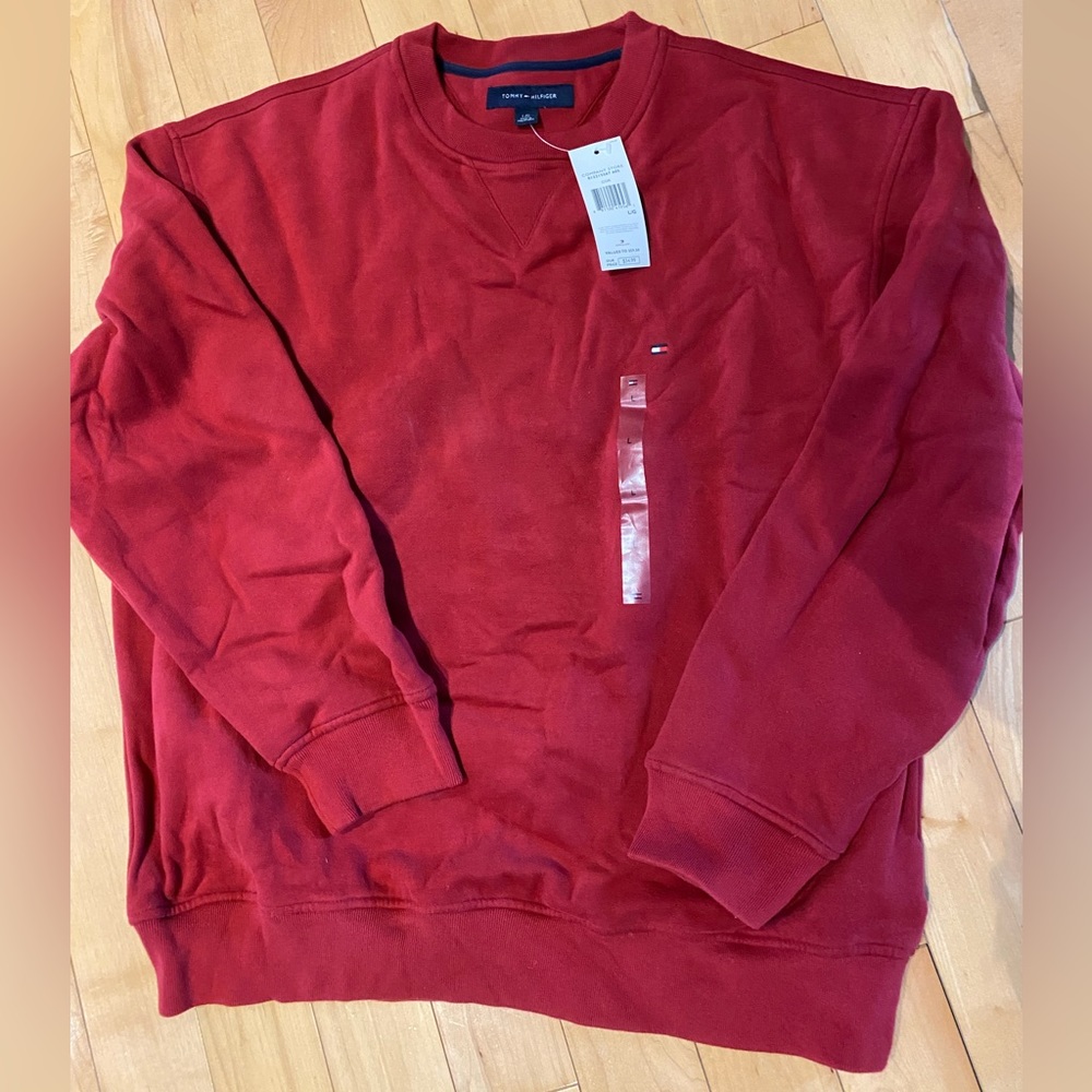 BNWT Tommy Hilfiger- Men’s Large